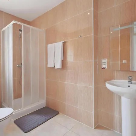 Будинок відпочинку Ainara Two