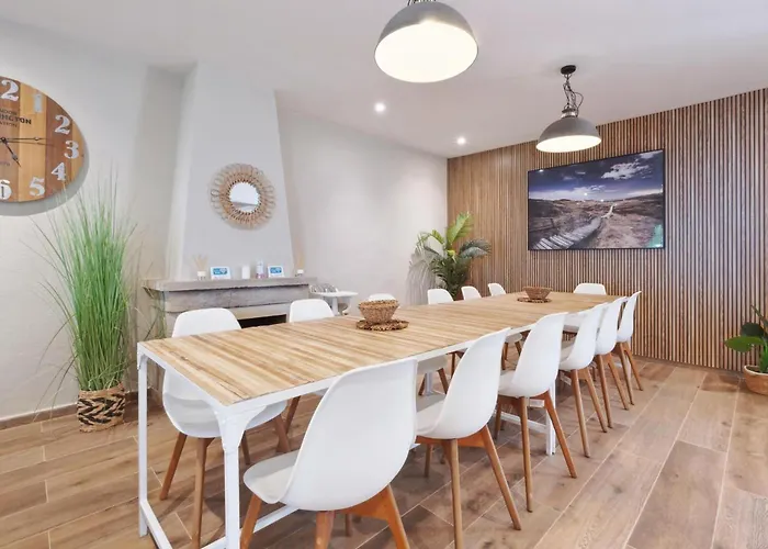 Ainara Two בית נופש