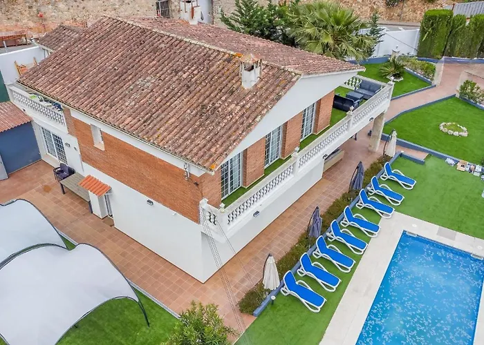 Ainara Two יורט דה מאר